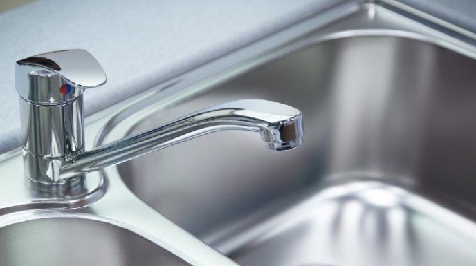 Consejos prácticos para limpiar y mantener tus superficies de acero inoxidable en perfecto estado